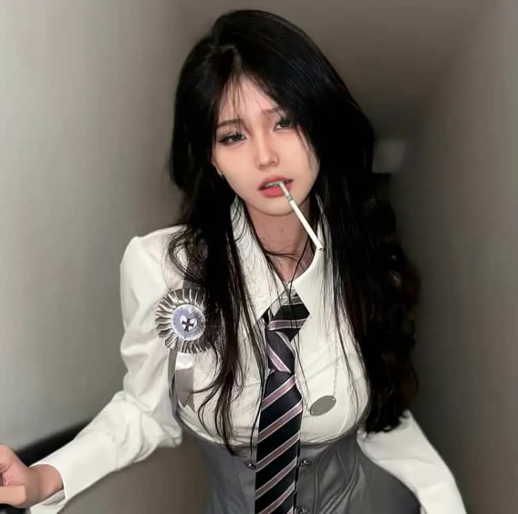 【大尺度出轨题材】《昼颜》全集未删减：危险又迷人的禁忌之恋，结局令人唏嘘