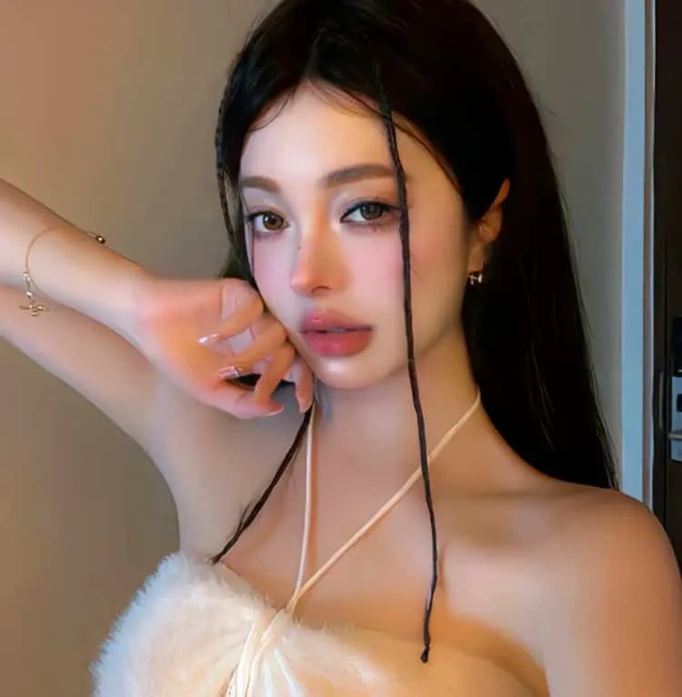 【动作燃片】《孤胆特工(大叔)》：元斌帅气救萝莉，韩国版这个杀手不太冷