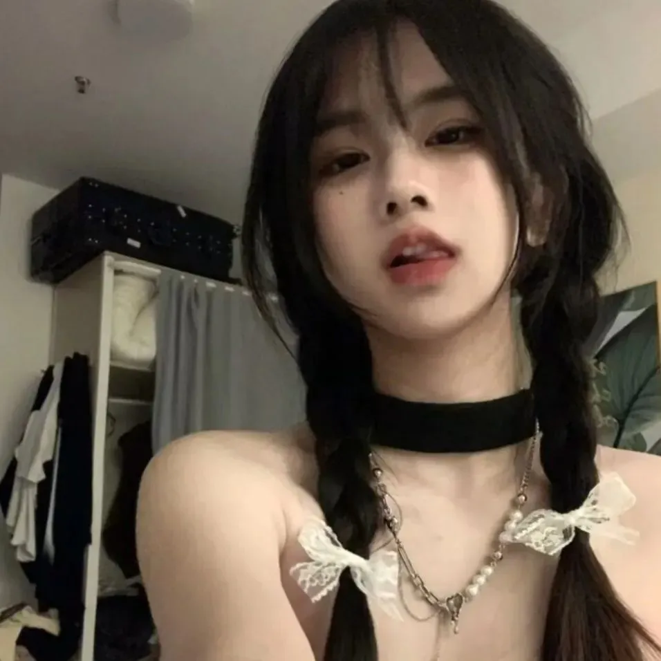 【荒诞喜剧】《完美的他人》韩版完美陌生人：手机公开游戏，七个好友在餐桌上互相撕下虚伪面具