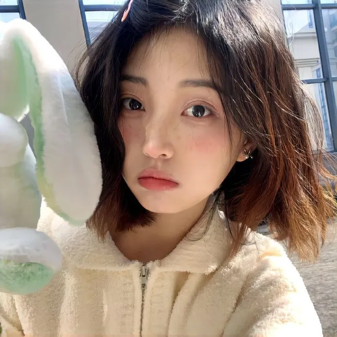 【文艺纯爱】《晚秋》汤唯玄彬高清在线：西雅图的迷雾中，弑夫假释女犯与逃命男妓的短暂爱情